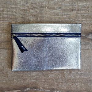 [ipsy] Large Silver Foil Cosmetics Makeup Bag
